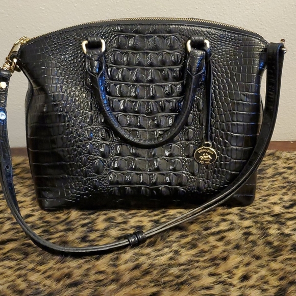 Brahmin Handbags - Black Brahman purse-excellent condition
